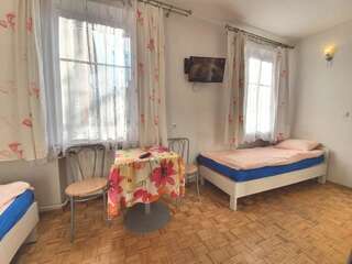 Курортные отели Bolko Строне-Слёнске Двухместный номер с 1 кроватью и собственной ванной комнатой-1